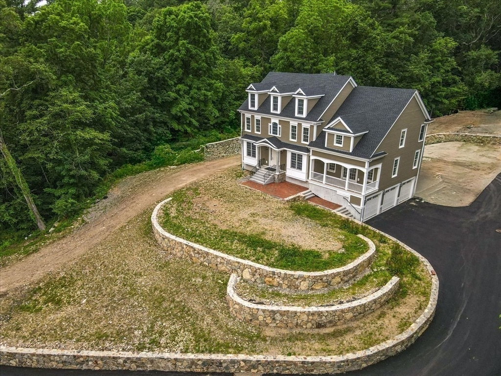 20-35 Shuttleworth Place Dedham, MA 02026 - Photo 4 of 27