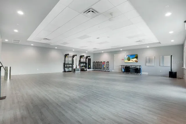 a view of a tennis court