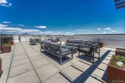 $359,900 | 2729 West 28th Avenue, Unit 401, Denver, CO 80211