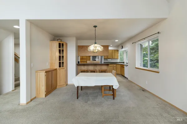 $599,000 | 1418 Four Mile Road, Viola, ID 83872