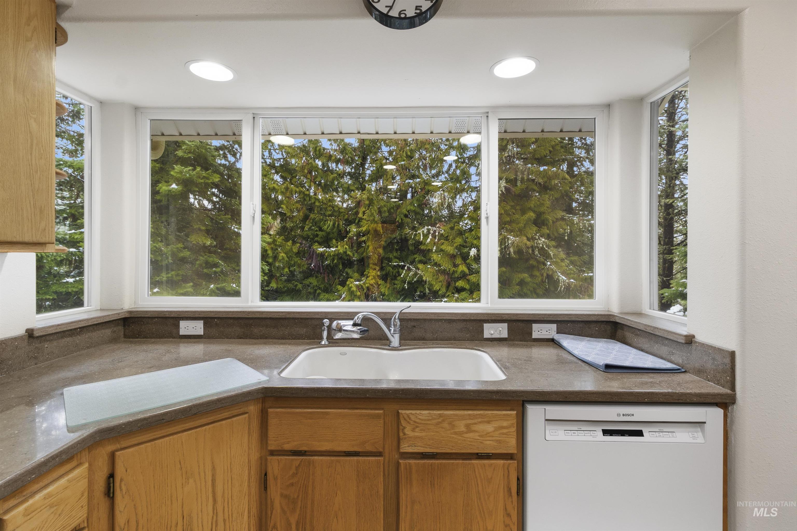 1418 Four Mile Road Viola, ID 83872 - Photo 20 of 50