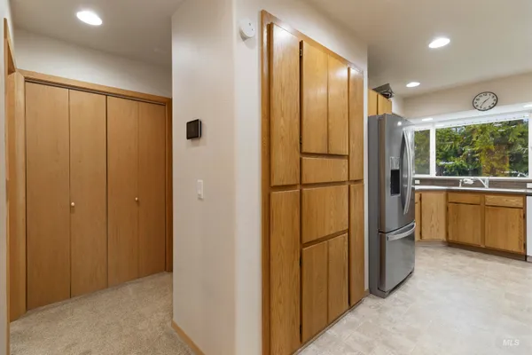 $599,000 | 1418 Four Mile Road, Viola, ID 83872