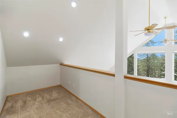 $599,000 | 1418 Four Mile Road, Viola, ID 83872