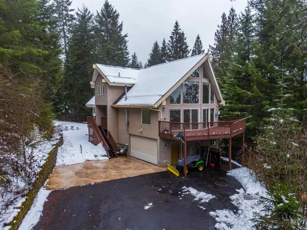 $599,000 | 1418 Four Mile Road, Viola, ID 83872