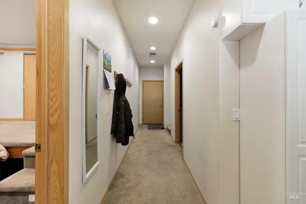 $599,000 | 1418 Four Mile Road, Viola, ID 83872