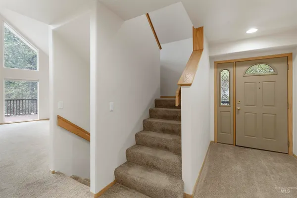 $599,000 | 1418 Four Mile Road, Viola, ID 83872