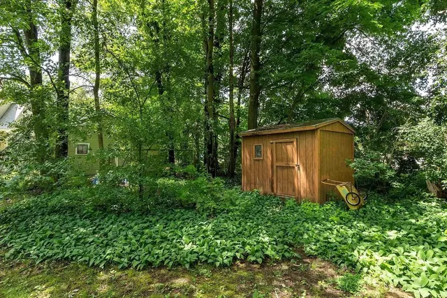 $550,000 | 5047 Williston Road, Williston, VT 05495