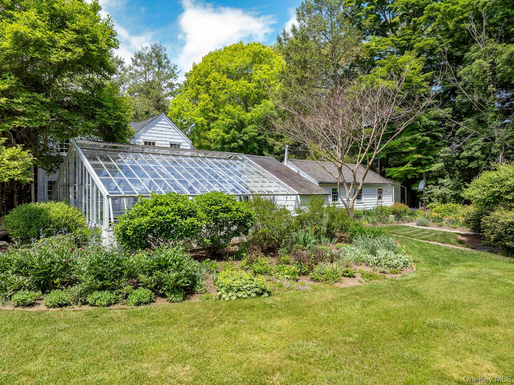 11 Fostertown Road Newburgh, NY 12550 - Photo 26 of 36