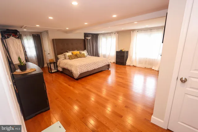 a view of livingroom with furniture and wooden floor