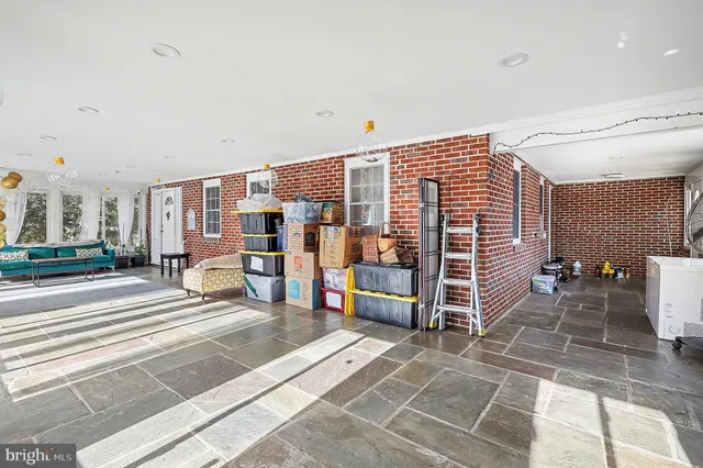 a view of an entryway