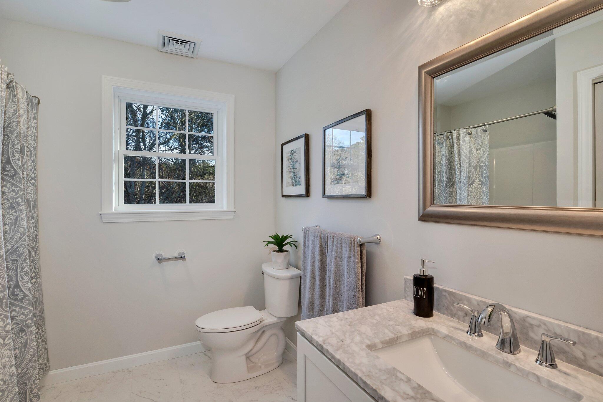 41 Dromoland Lane Cummaquid, MA 02630 - Photo 40 of 60 2nd Floor Bath