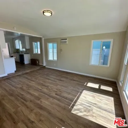 $978,700 | 1950 Magnolia Avenue, Long Beach, CA 90806