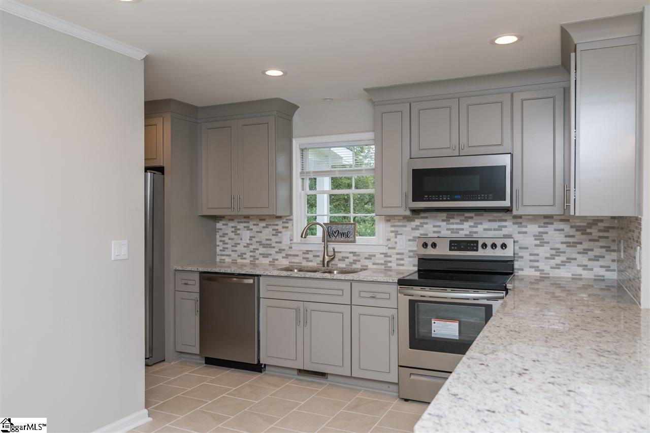 148 Stokes Road Simpsonville, SC 29681 - Photo 15 of 36 Gallery Image 15