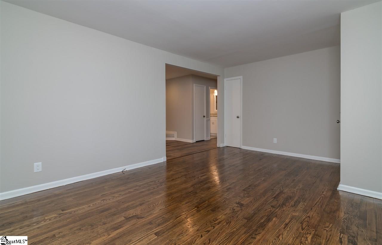 148 Stokes Road Simpsonville, SC 29681 - Photo 10 of 36 Gallery Image 10