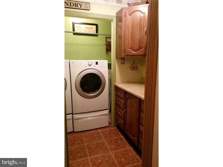 33 Cleft Rock Road Levittown, PA 19057 - Photo 19 of 22 Gallery Image 19