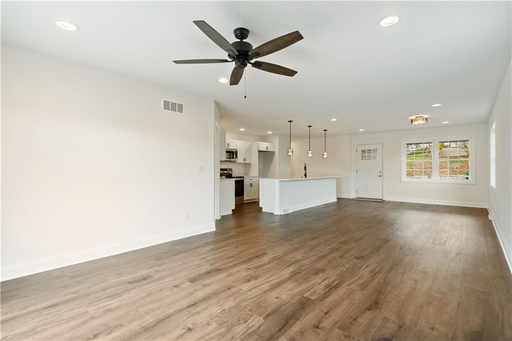 209 Reed Avenue Houston, PA 15342 - Photo 11 of 41 Gallery Image 11
