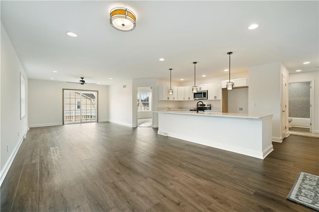 209 Reed Avenue Houston, PA 15342 - Photo 3 of 41 Gallery Image 3