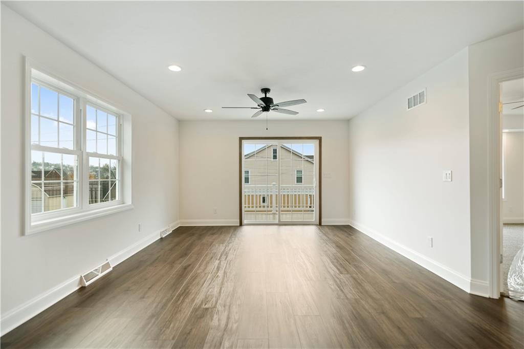 209 Reed Avenue Houston, PA 15342 - Photo 9 of 41 Gallery Image 9