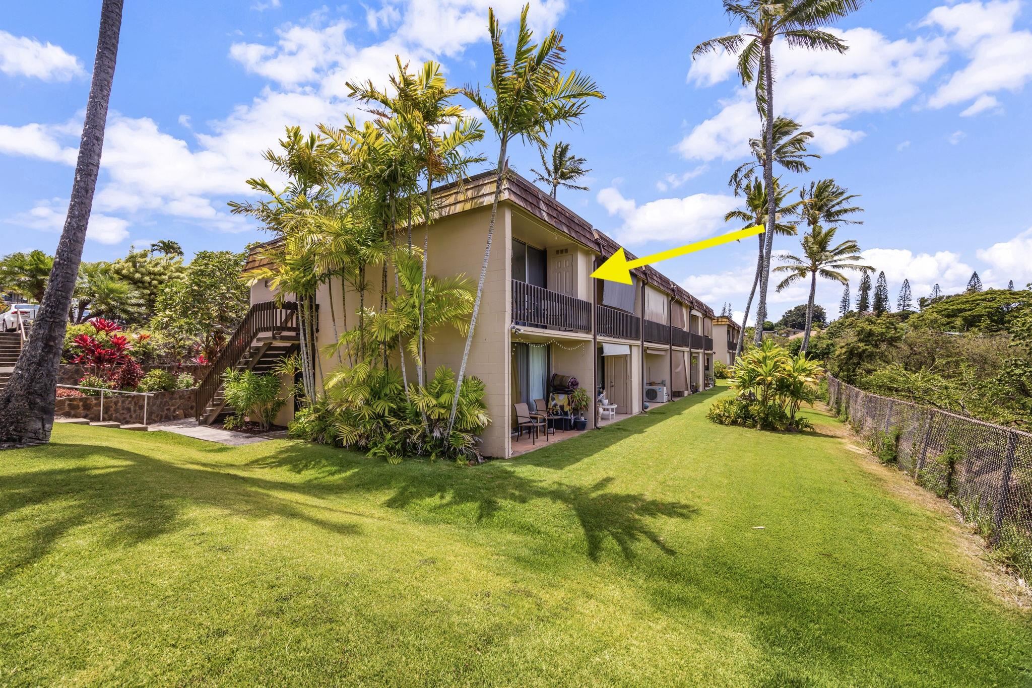 120 Hui Rd F, Unit E16 Lahaina, HI 96761 - Photo 13 of 24 a view of a house with a big yard