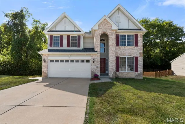 $385,000 | 1514 Laurel Bluffs Drive, Hazelwood, MO 63042
