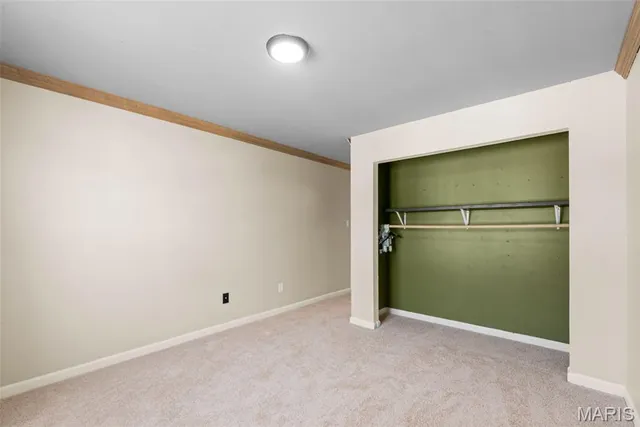 $385,000 | 1514 Laurel Bluffs Drive, Hazelwood, MO 63042