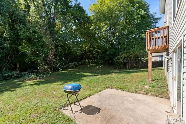 $385,000 | 1514 Laurel Bluffs Drive, Hazelwood, MO 63042