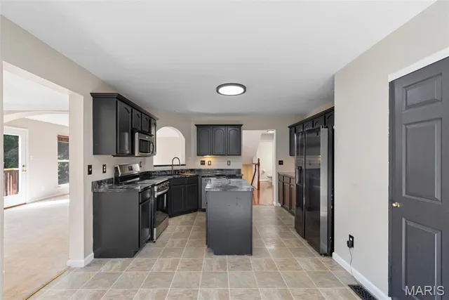 $385,000 | 1514 Laurel Bluffs Drive, Hazelwood, MO 63042