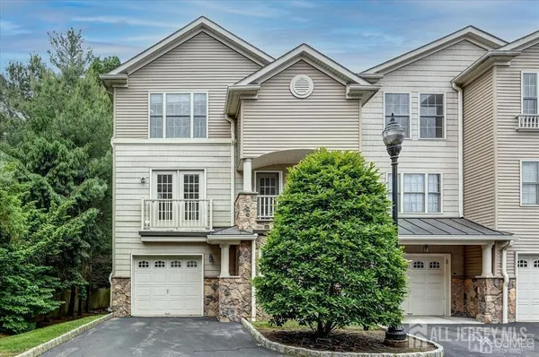 $3,999 | 248 River Road, Piscataway, NJ 08854