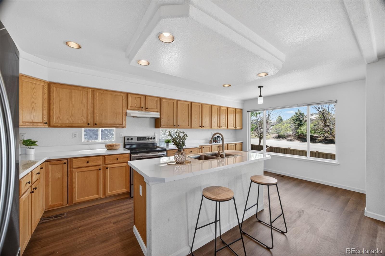 9767 Dampler Way Highlands Ranch, CO 80130 - Photo 13 of 50