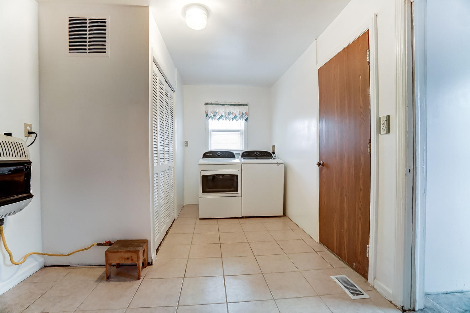 4338 Sintz Road Springfield, OH 45504 - Photo 19 of 33