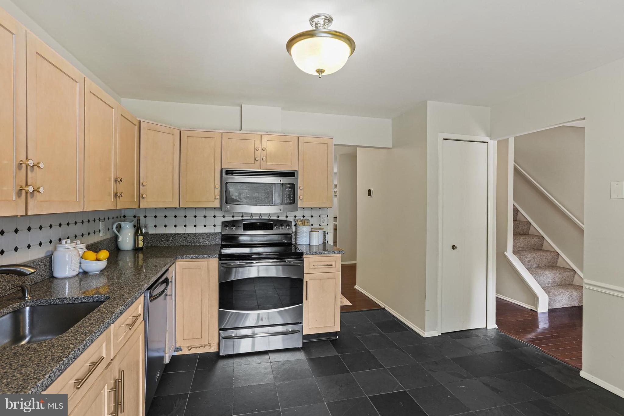 9772 Early Spring Way Columbia, MD 21046 - Photo 10 of 28 Gallery Image 10