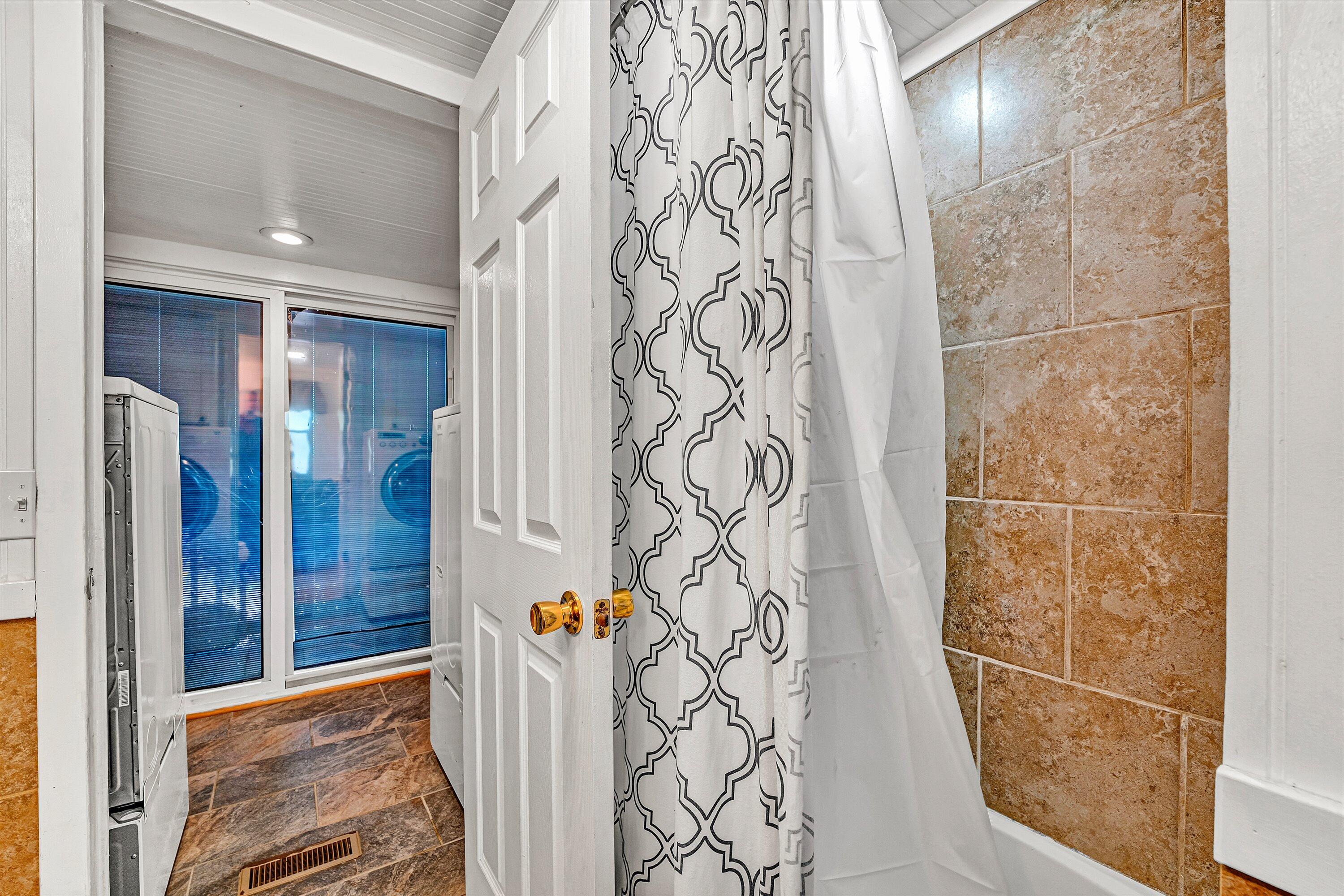 208 Munsons Road Penhook, VA 24137 - Photo 28 of 49 28-SGM-67