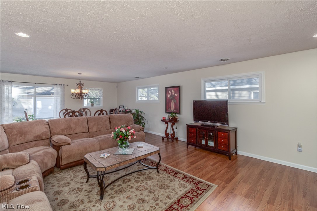 7446 Stearns Road Olmsted Falls, OH 44138 - Photo 7 of 28 Gallery Image 7