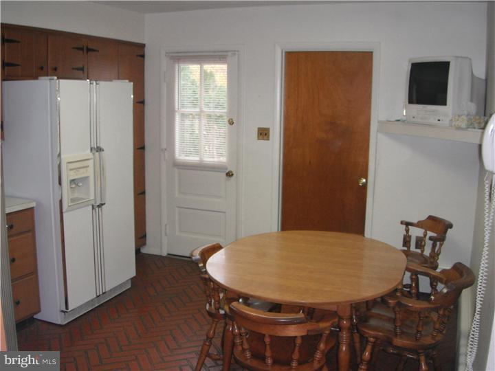 5 Spring Valley Lane Ewing, NJ 08638 - Photo 8 of 19