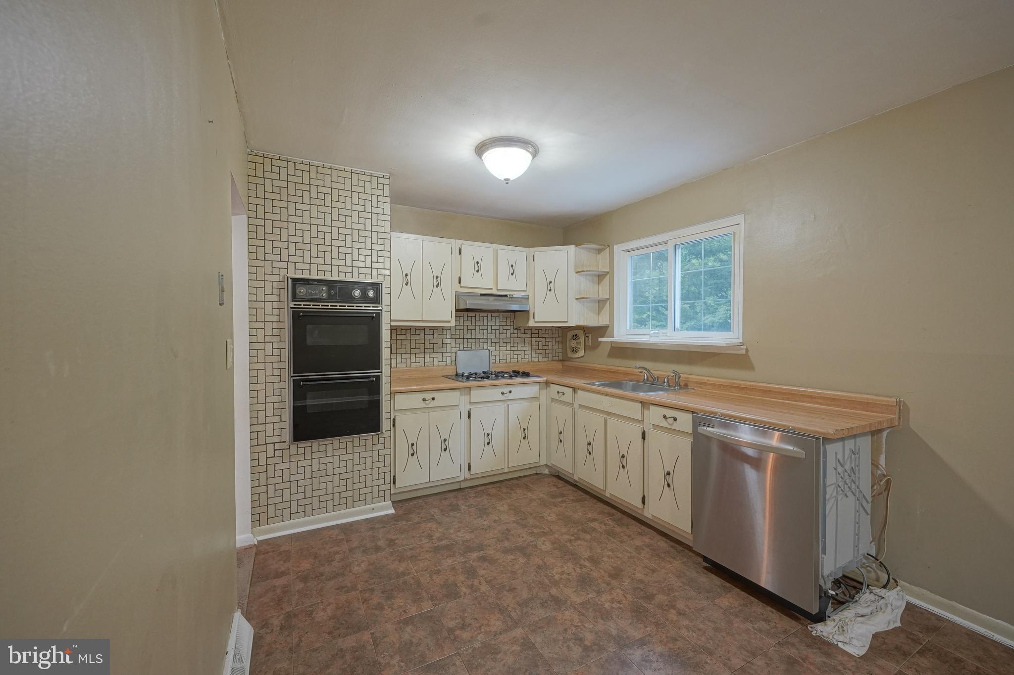 12 Briarcliff Road Atco, NJ 08004 - Photo 17 of 40 Gallery Image 17