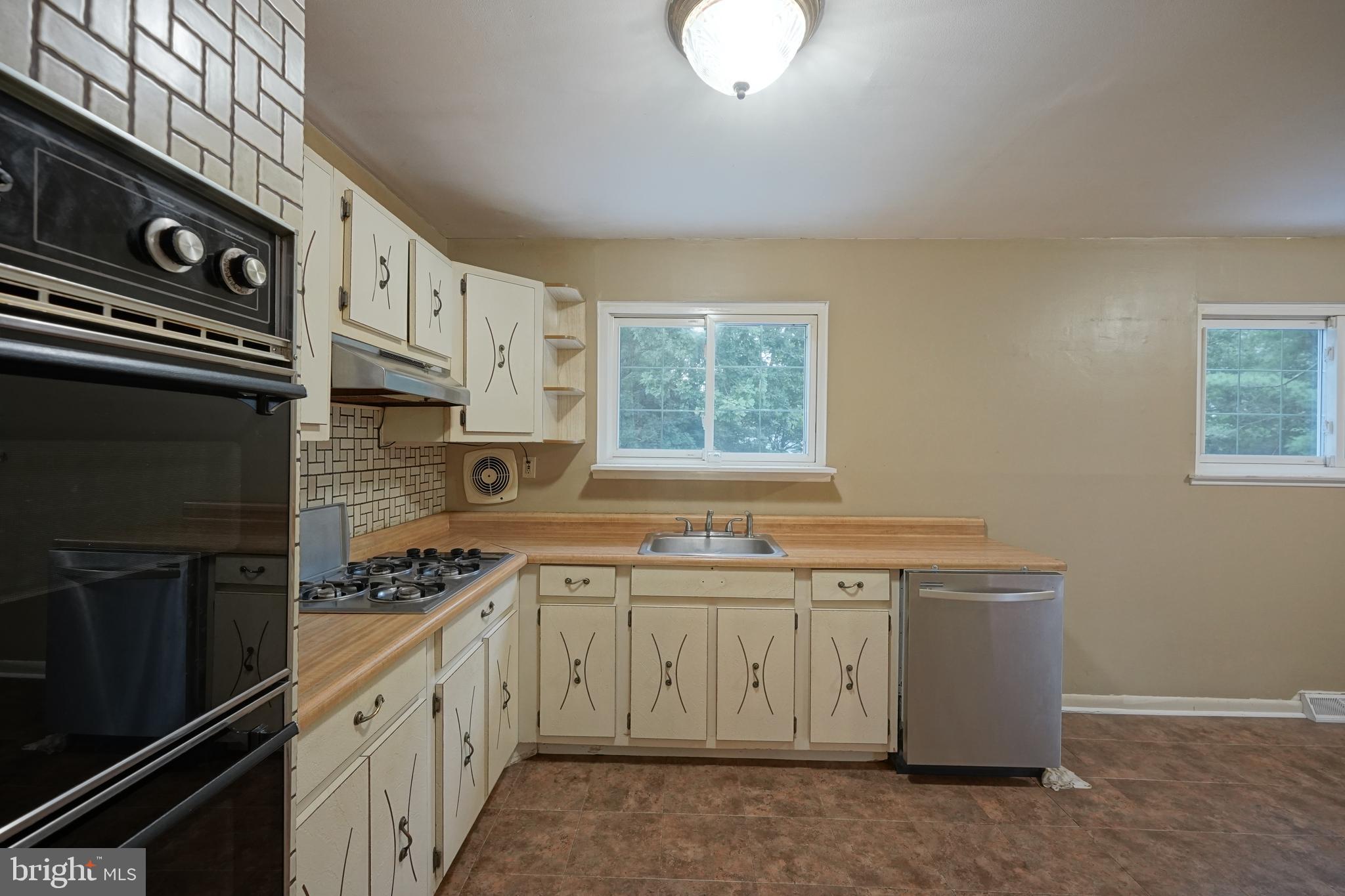 12 Briarcliff Road Atco, NJ 08004 - Photo 19 of 40 Gallery Image 19