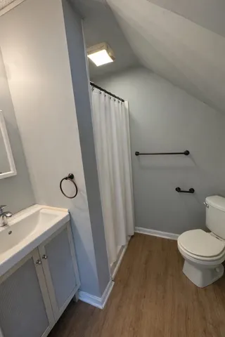 $1,275 | 10-12 Vernon Street, Unit 203, Keene, NH 03431