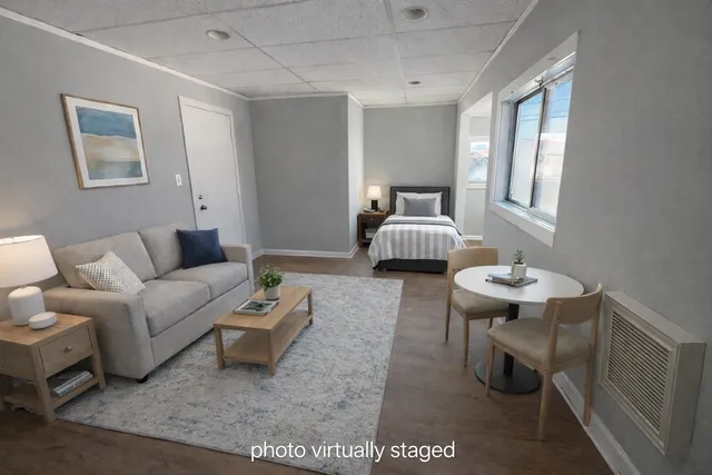 $1,275 | 10-12 Vernon Street, Unit 203, Keene, NH 03431