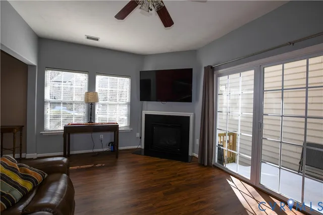 $324,950 | 2427 Prince John Court, Unit 9, Quinton, VA 23141