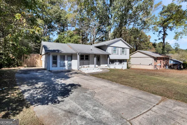 $2,400 | 6575 Hidden Brook Trail, South Fulton, GA 30349