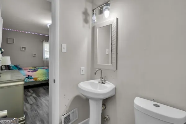 $2,400 | 6575 Hidden Brook Trail, South Fulton, GA 30349