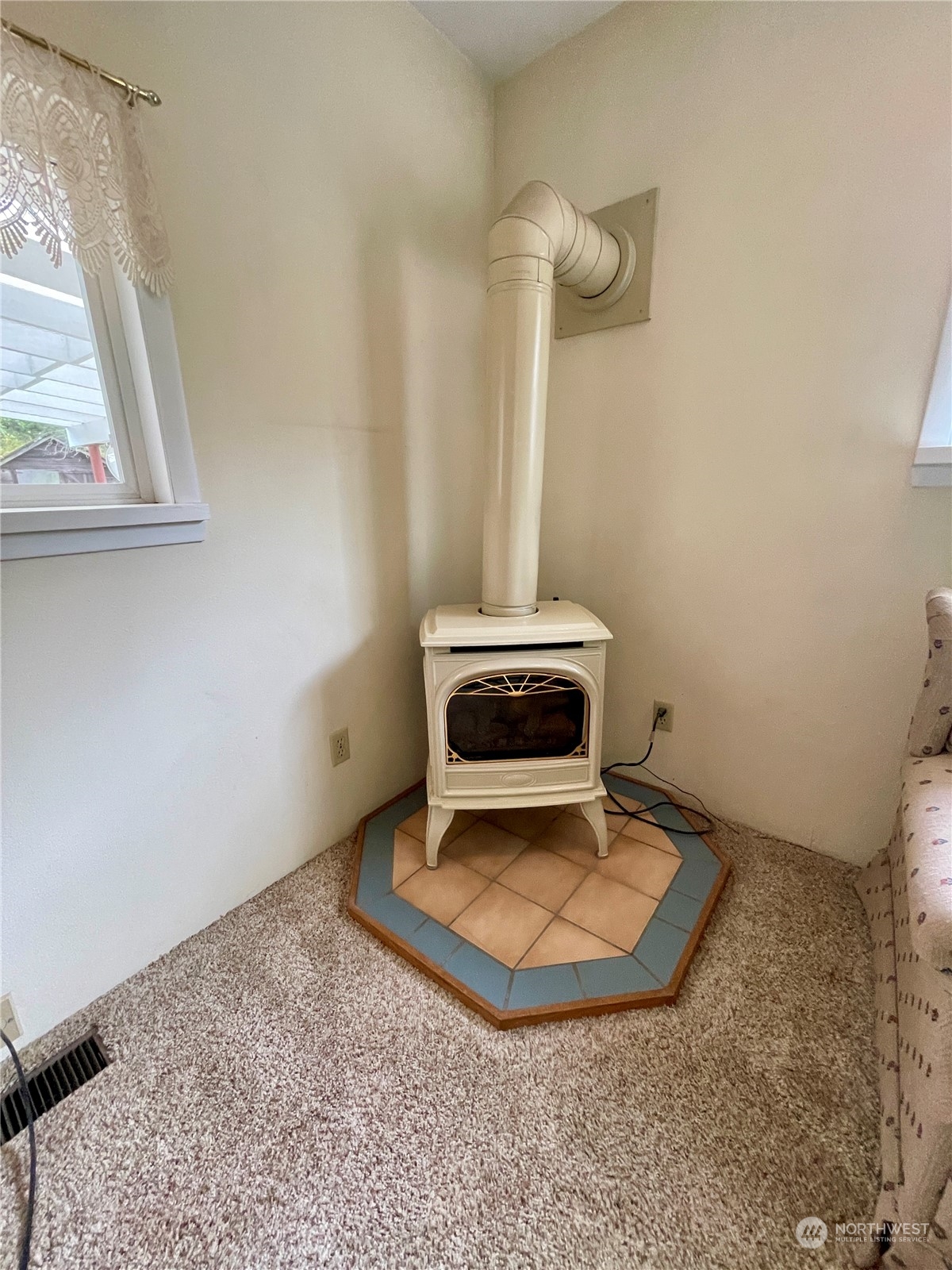 1335 Roland Street Bellingham, WA 98229 - Photo 21 of 38 Gallery Image 21