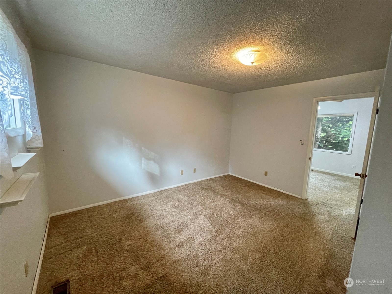 1335 Roland Street Bellingham, WA 98229 - Photo 28 of 38 Gallery Image 28
