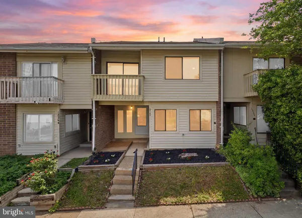 $475,000 | 13362 Preuit Place, Herndon, VA 20170