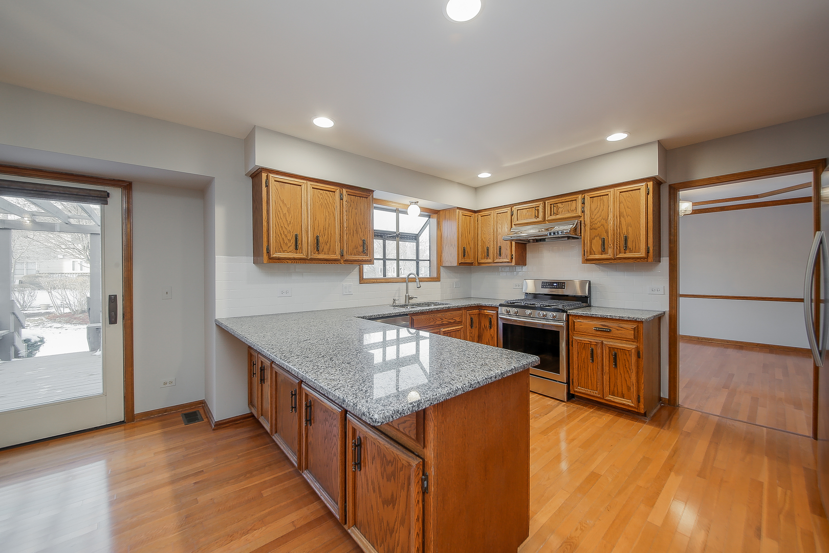 1779 Denison Road Naperville, IL 60565 - Photo 8 of 36