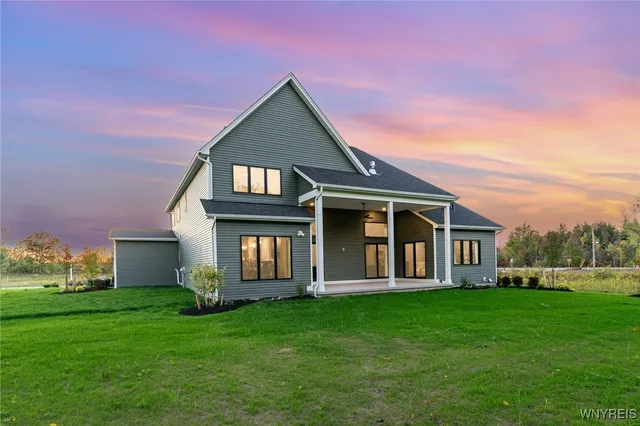 $1,448,900 | 5211 Kandefer's Trail, Buffalo, NY 14221