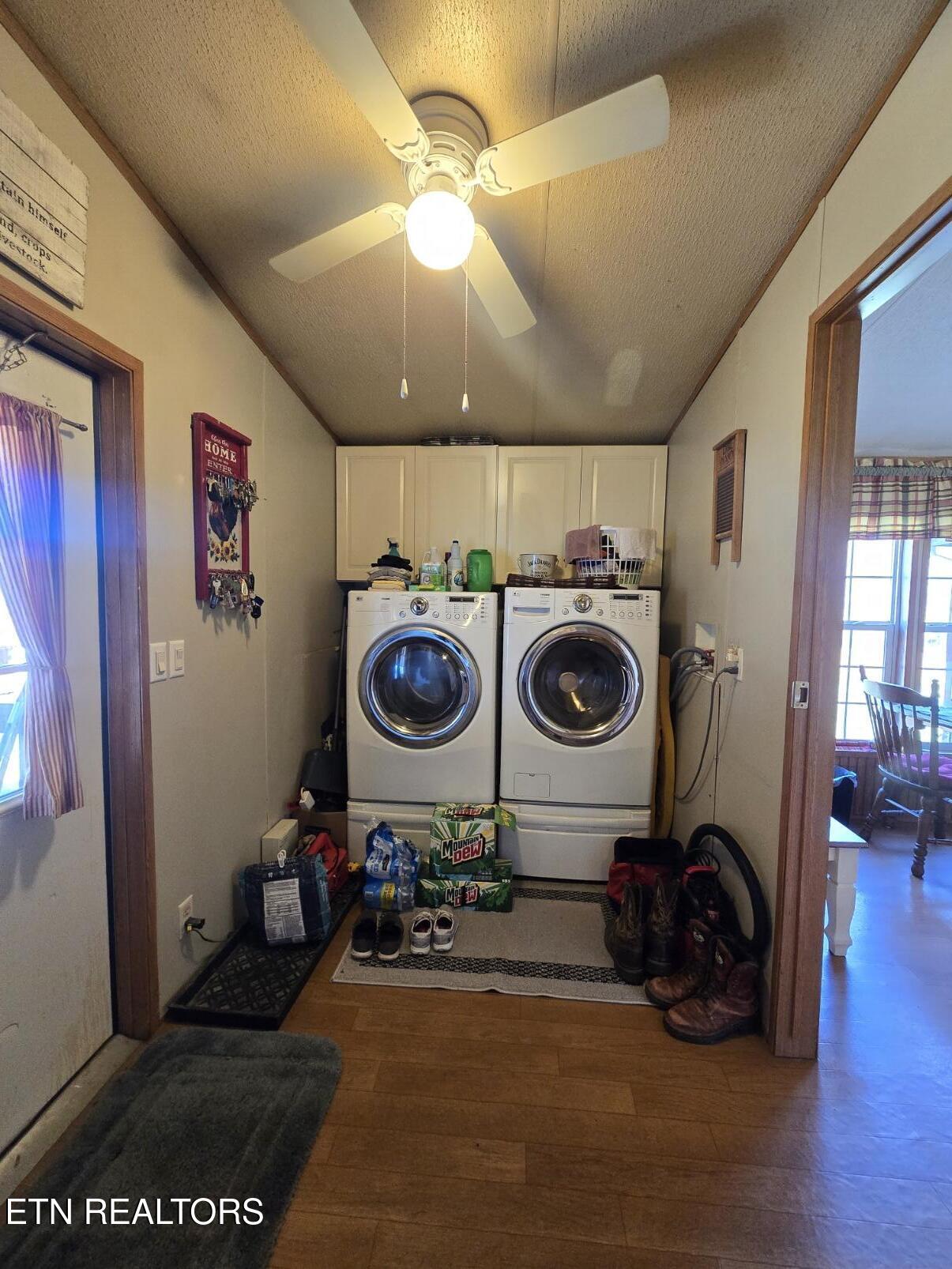 8275 Brimstone Road Robbins, TN 37852 - Photo 13 of 59 20260122_122116