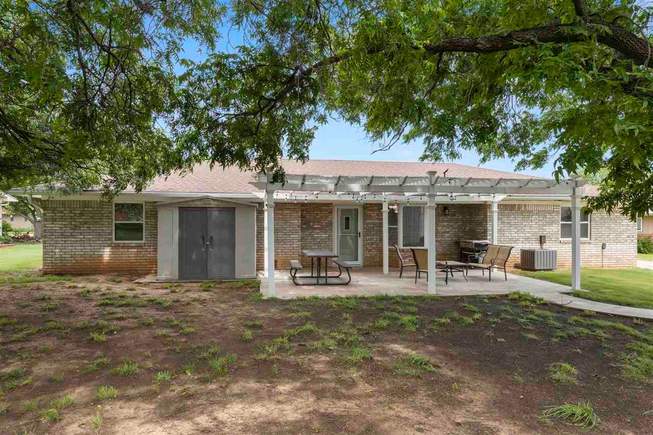 1913 Ridgecrest Perry, OK 73077 - Photo 35 of 50 Gallery Image 35