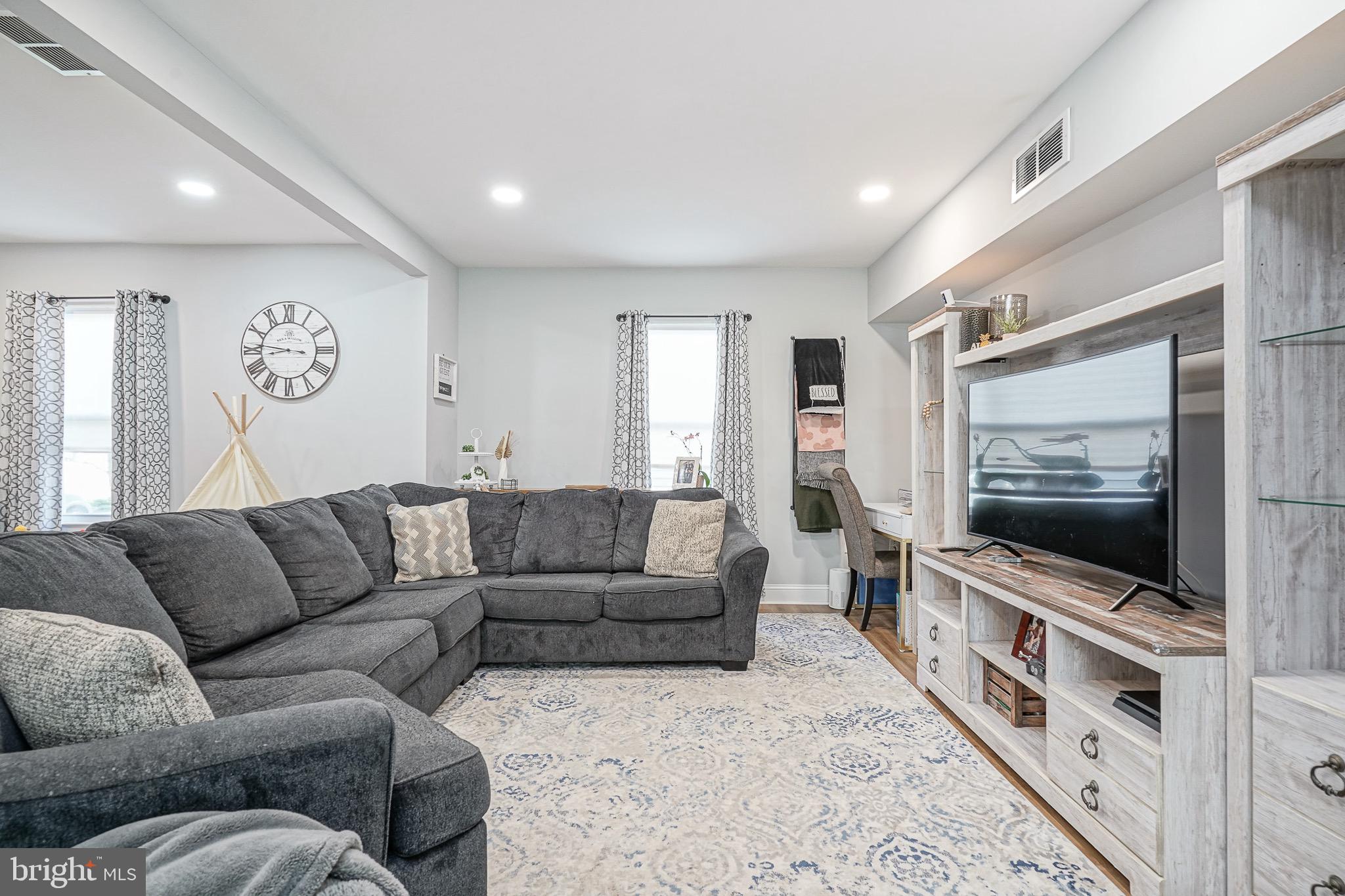 42 Evergreen Avenue Pitman, NJ 08071 - Photo 5 of 32