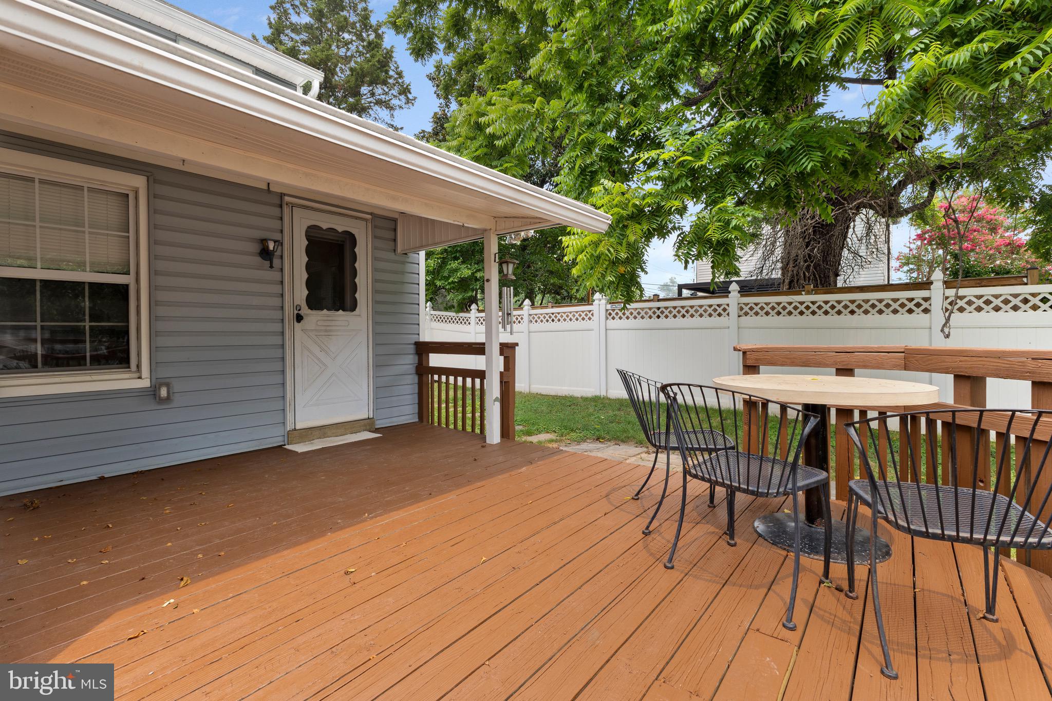 702 4th Street Laurel, MD 20707 - Photo 6 of 27 Gallery Image 6